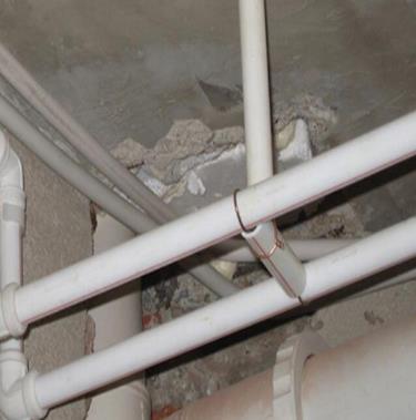 振兴漏水维修 卫生间漏水的原因是什么？卫生间下水管漏水怎么办？